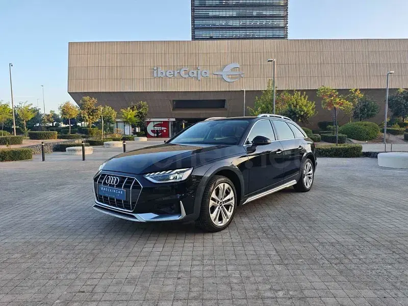 Usado Audi A4 Allroad Ambiente 204 CV (150 kW) 2023 Negro Familiar