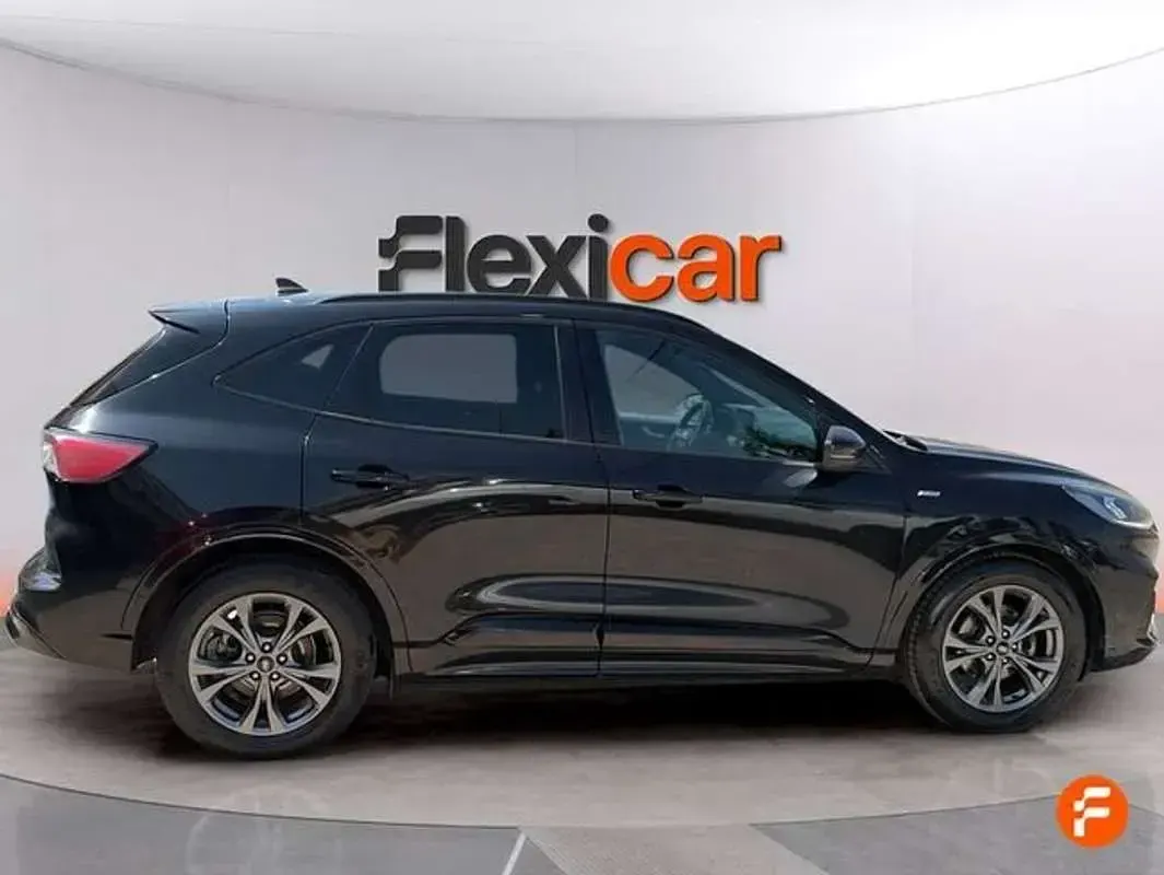 Usado Ford Kuga ST-Line X 120 CV (88 kW) 2022 Negro SUV