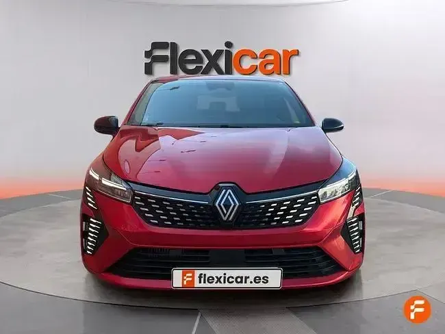 Usado Renault Clio Techno 90 CV (66 kW) 2025 Rojo Utilitario