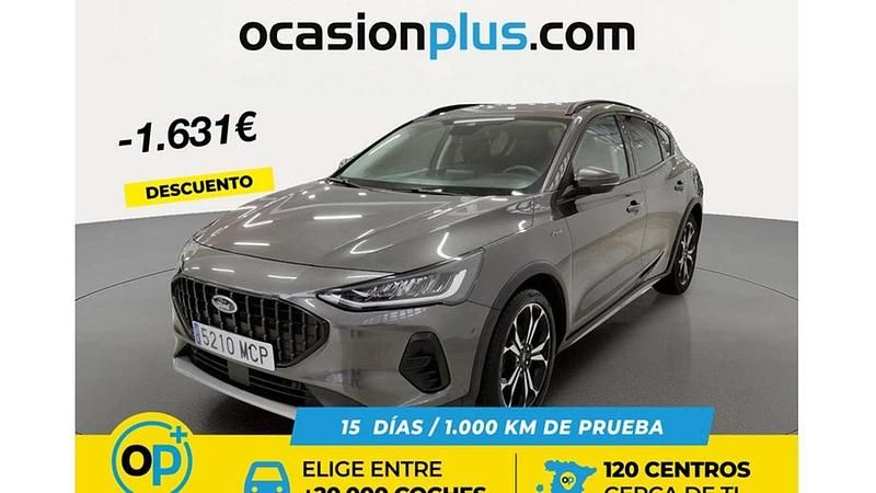 Usado Ford Focus Active 155 CV (114 kW) 2022 Gris Utilitario