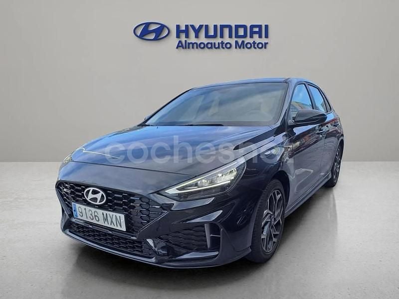 Negro Usado 2024 Hyundai i30 N Line Berlina | 18.500 € (Buen precio) - Imagen 1/4