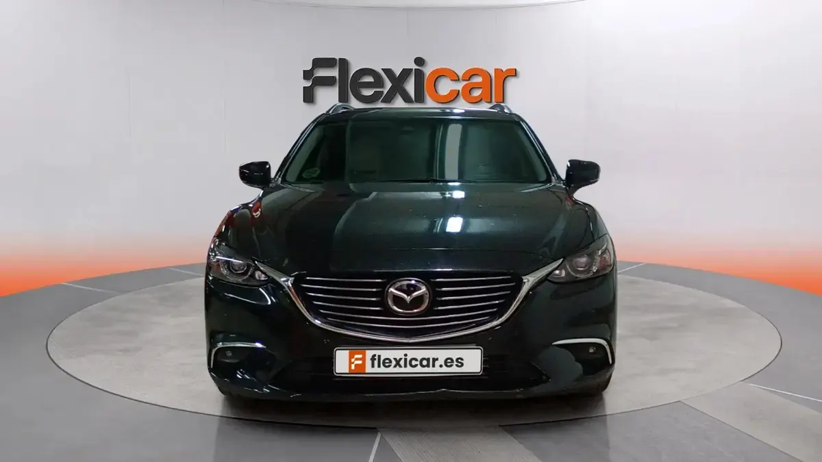 Usado Mazda 6 Luxury 150 CV (110 kW) 2018 Negro Familiar
