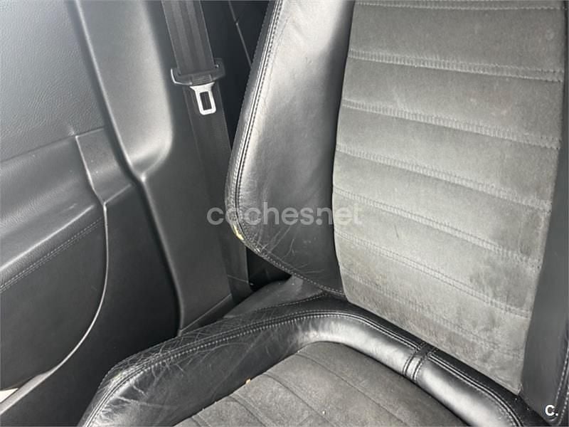 Usado VW Passat Highline 140 CV (102 kW) 2006 Gris / plata Familiar