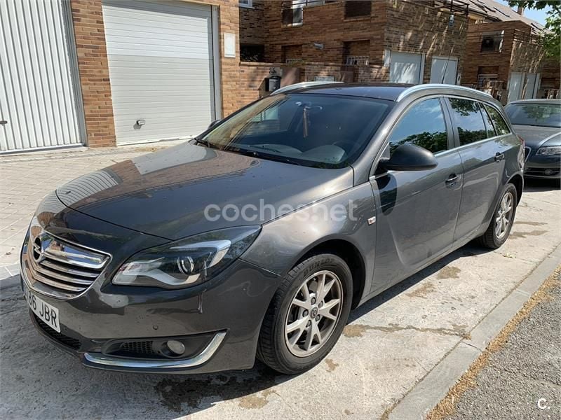 Gris / plata Usado 2015 Opel Insignia Business Familiar | 5700 € (Super precio) - Imagen 1/4