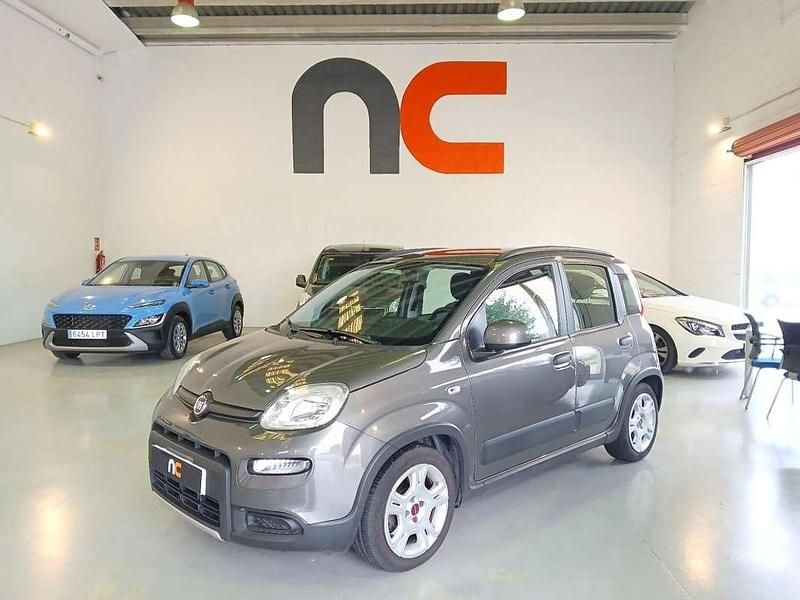 Gris Usado 2023 Fiat Panda Comfort Utilitario | 9900 € (Buen precio) - Imagen 1/4