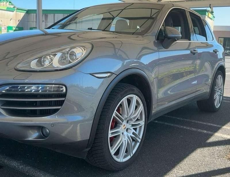 Usado Porsche Cayenne 245 CV (180 kW) 2012 Gris SUV