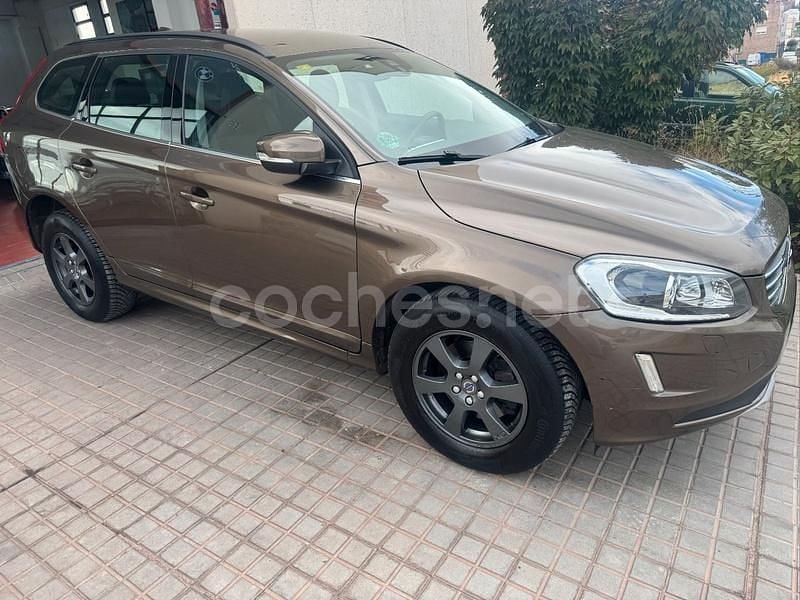 Usado Volvo XC60 Momentum 190 CV (139 kW) 2016 Marrón SUV