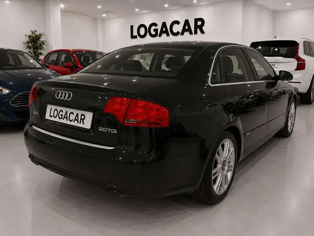 Usado Audi A4 S-Line 170 CV (125 kW) 2007 Negro Berlina