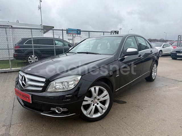Usado Mercedes C220 Avantgarde 170 CV (125 kW) 2008 Negro Berlina