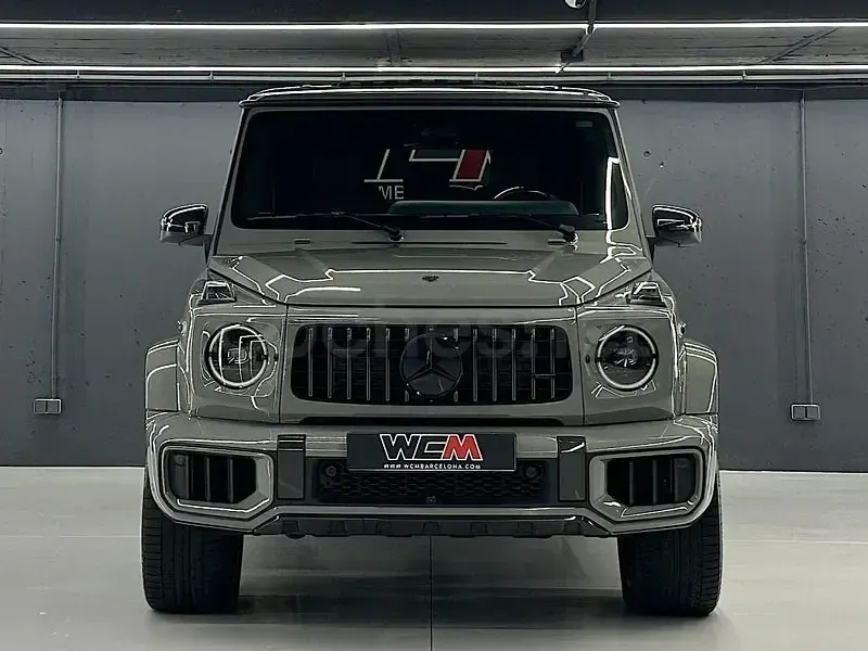 Usado Mercedes G63 AMG Exclusive 585 CV (430 kW) 2025 Gris / plata SUV