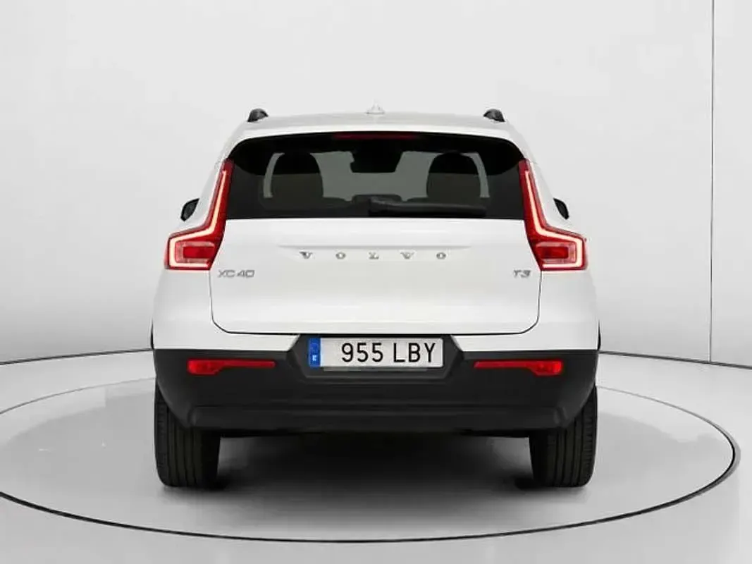 Usado Volvo XC40 163 CV (119 kW) 2019 Blanco SUV