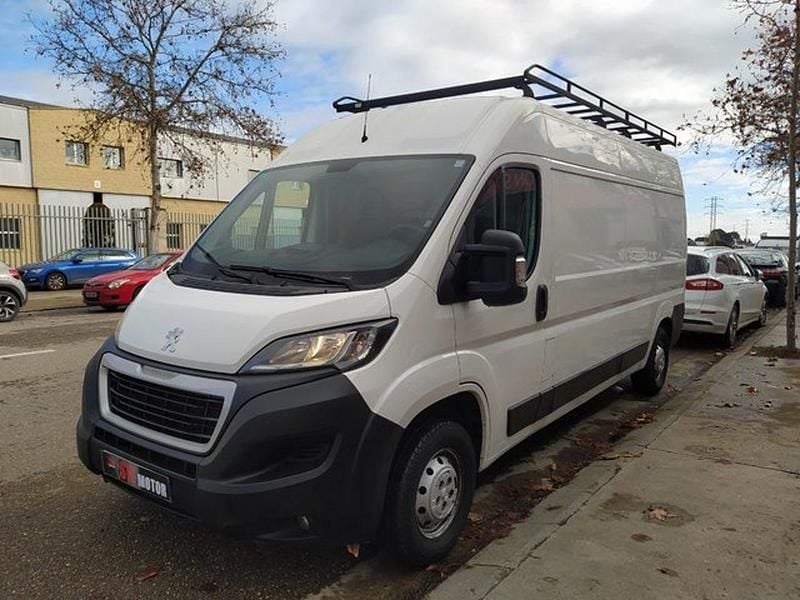 Usado Peugeot Boxer 140 CV (102 kW) 2019 Blanco Van