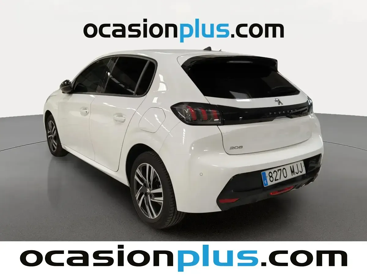 Usado Peugeot 208 Allure 100 CV (73 kW) 2023 Blanco Utilitario