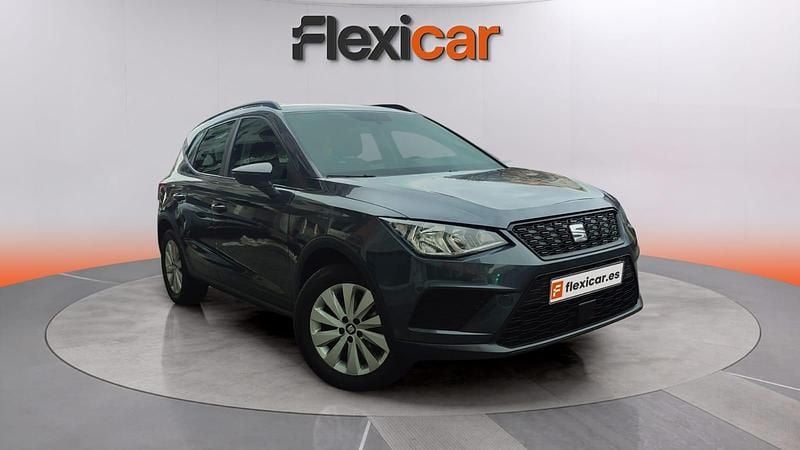 Usado Seat Arona Ecomotive 95 CV (69 kW) 2020 Azul SUV