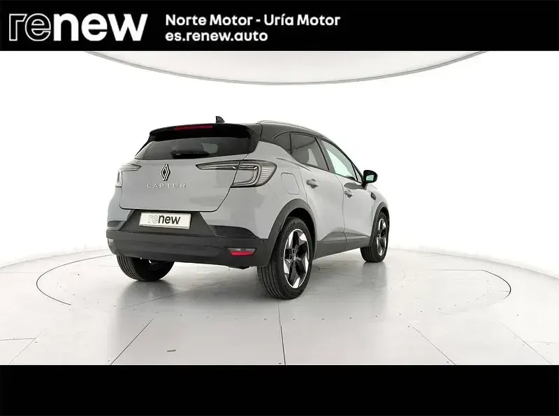 Usado Renault Captur Techno 100 CV (73 kW) 2025 Gris SUV