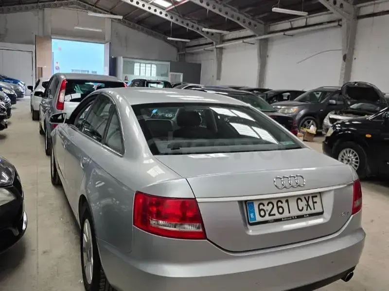 Käytetty Audi A6 170 HP (125 kW) 2004 Harmaa Farmari