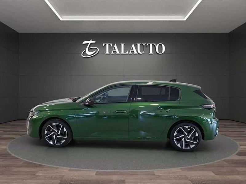 Usado Peugeot 308 Allure 131 CV (96 kW) 2024 Verde Berlina
