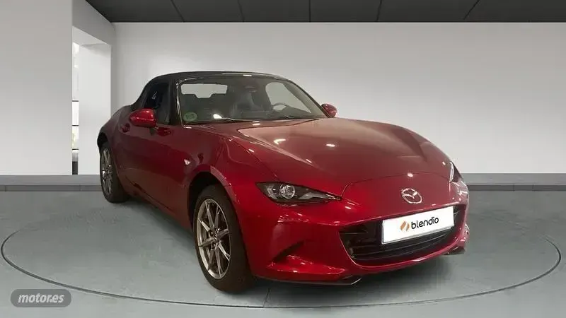 Nuevo Mazda MX5 Exclusive-Line 132 CV (97 kW) 2026 Rojo Descapotable
