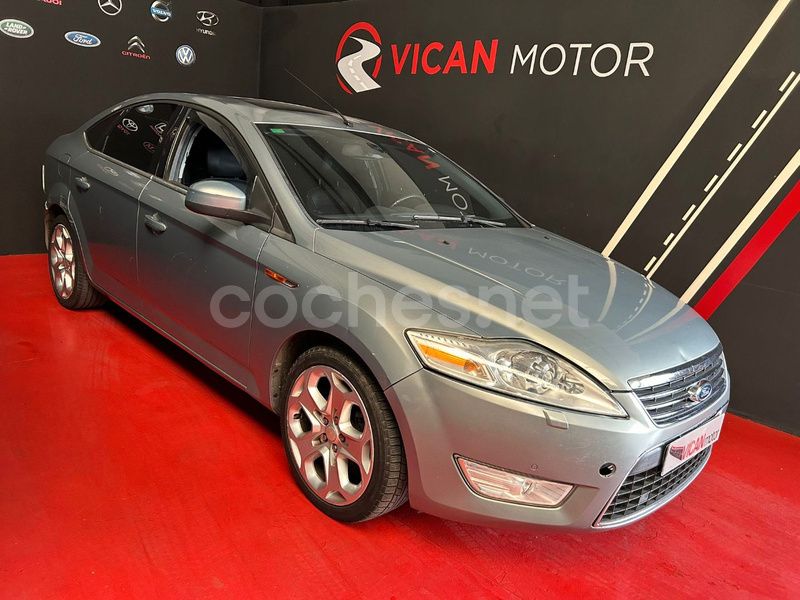 Gris / plata Usado 2007 Ford Mondeo Ambiente Berlina | 5500 € (Caro) - Imagen 1/4