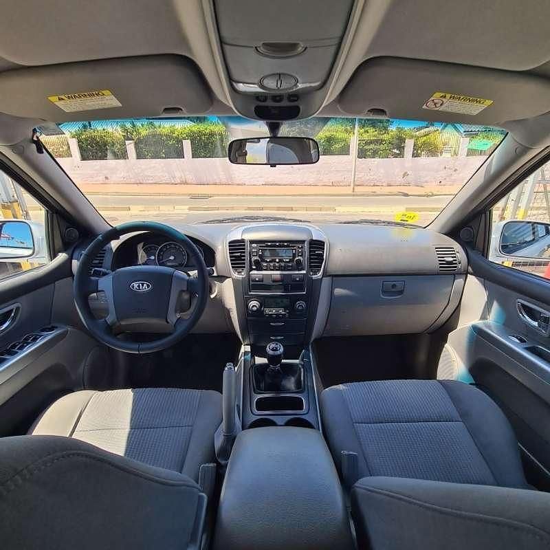 Usado Kia Sorento 170 CV (125 kW) 2008 Gris SUV