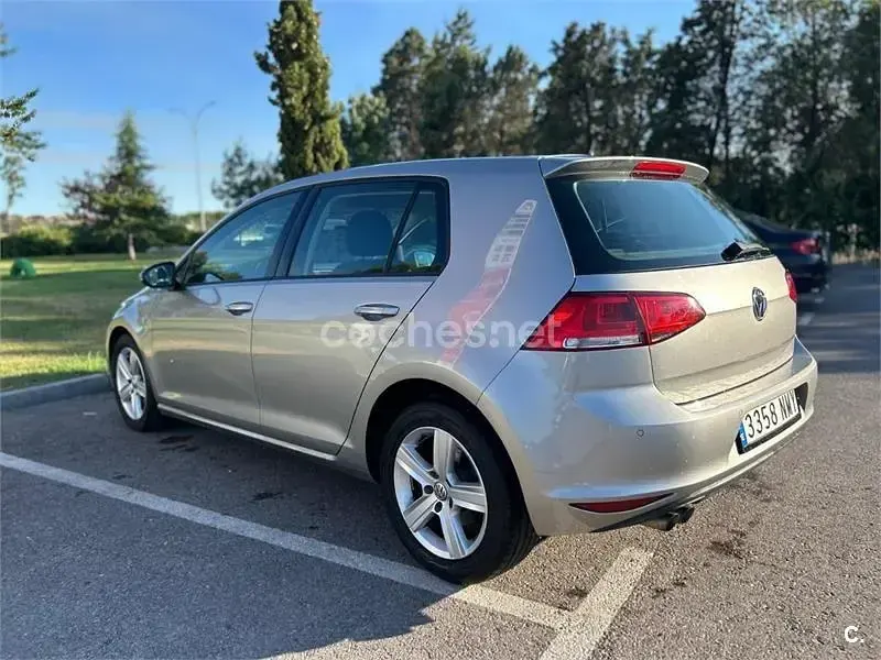 Usado VW Golf VII Sportline 150 CV (110 kW) 2013 Gris / plata Familiar
