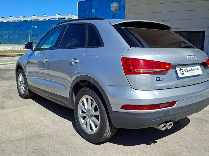 Usado Audi Q3 Advanced Plus 150 CV (110 kW) 2015 Gris / plata SUV