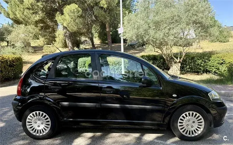 Usado Citroën C3 75 CV (55 kW) 2003 Negro Berlina