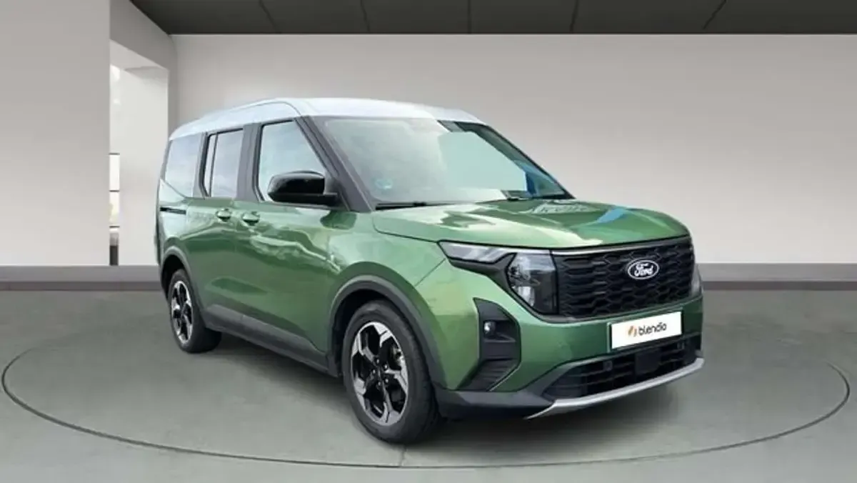 Brugt Ford Tourneo Active 125 HK (91 kW) 2024 Grøn Van