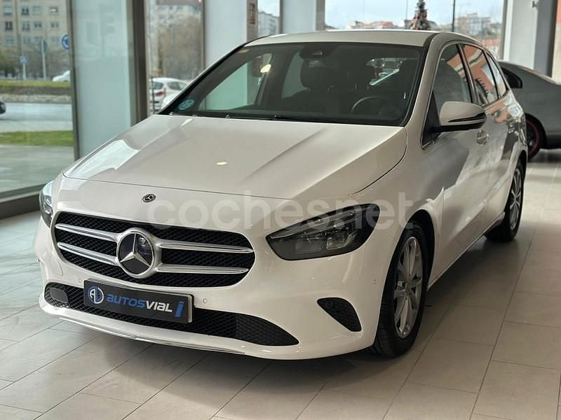 Usado Mercedes B200 150 CV (110 kW) 2020 Blanco Monovolumen