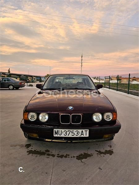 Usado BMW 520 150 CV (110 kW) 1991 Granate Berlina