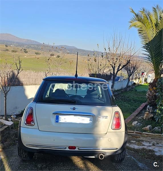 Usado Mini Cooper 115 CV (84 kW) 2005 Blanco Utilitario