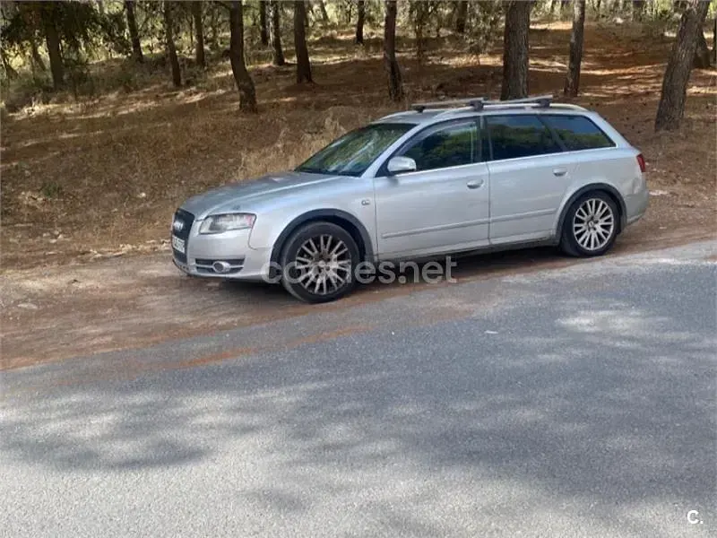 Usado Audi A4 S-Line 130 CV (95 kW) 2005 Gris / plata Familiar