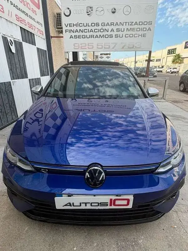 Usado VW Golf VIII R 333 CV (244 kW) 2023 Azul Berlina