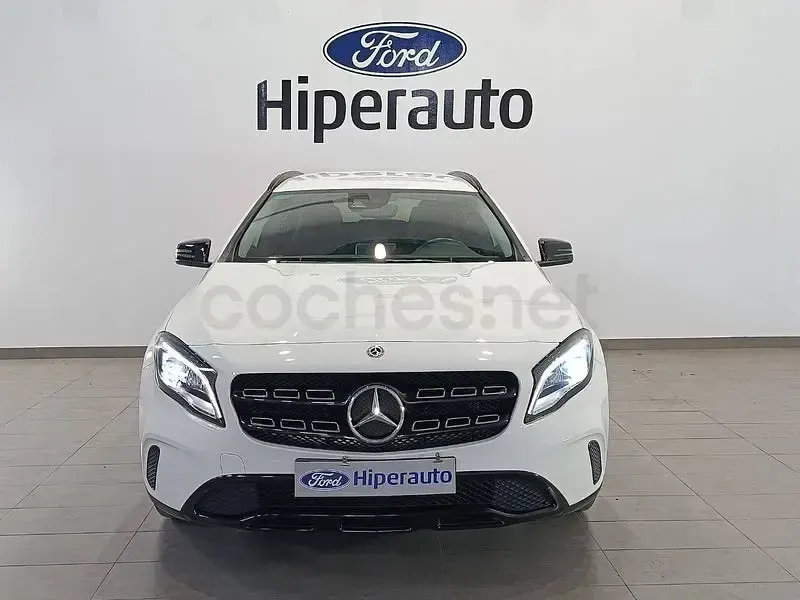 Usado Mercedes GLA200 136 CV (100 kW) 2018 Blanco SUV