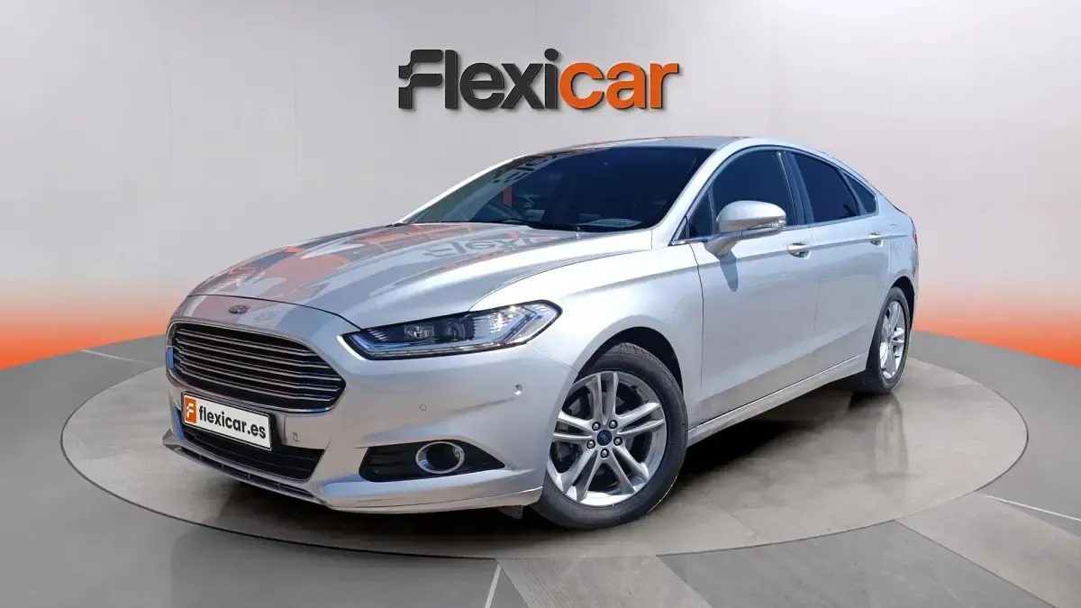 Usado Ford Mondeo ST-Line 160 CV (117 kW) 2017 Gris Berlina