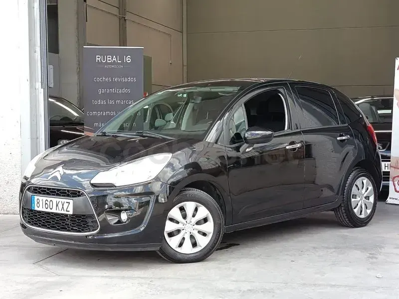 Usado Citroën C3 SELECTION 95 CV (69 kW) 2013 Negro Berlina