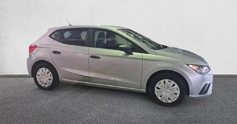 Usado Seat Ibiza Reference 80 CV (58 kW) 2021 Utilitario