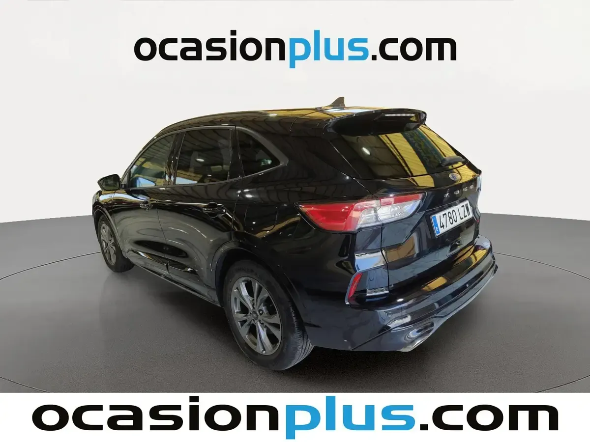 Usado Ford Kuga ST-Line 120 CV (88 kW) 2022 Negro SUV
