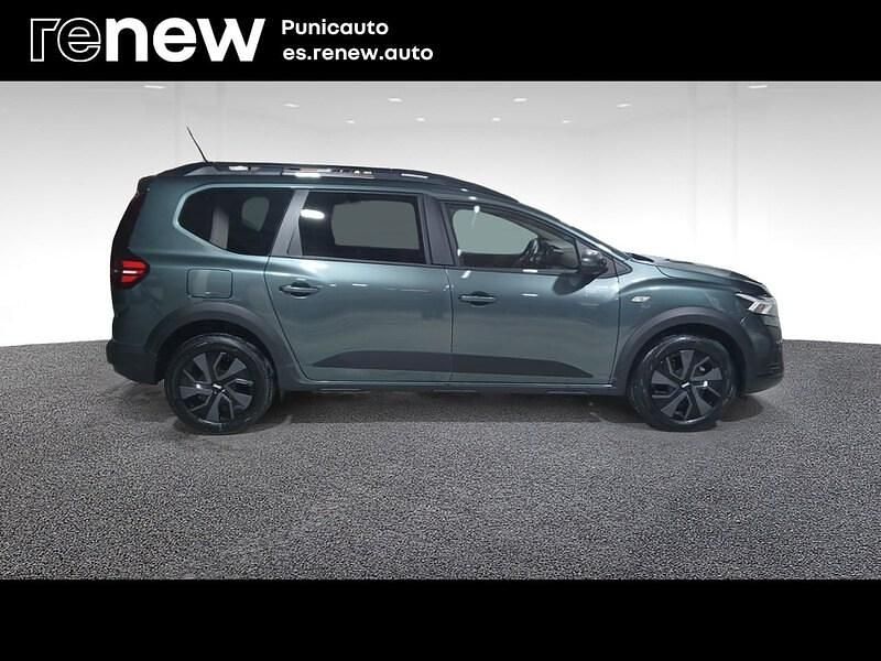 Usado Dacia Jogger Expression 101 CV (74 kW) 2025 Verde Monovolumen