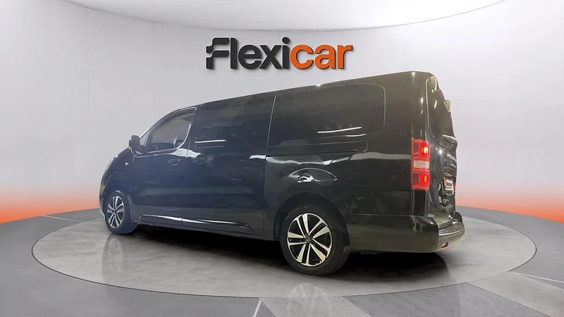 Usado Peugeot Traveller Business-Line 180 CV (132 kW) 2024 Negro Monovolumen