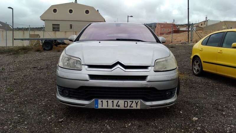 Usado Citroën C4 110 CV (80 kW) 2006 Gris Coupe