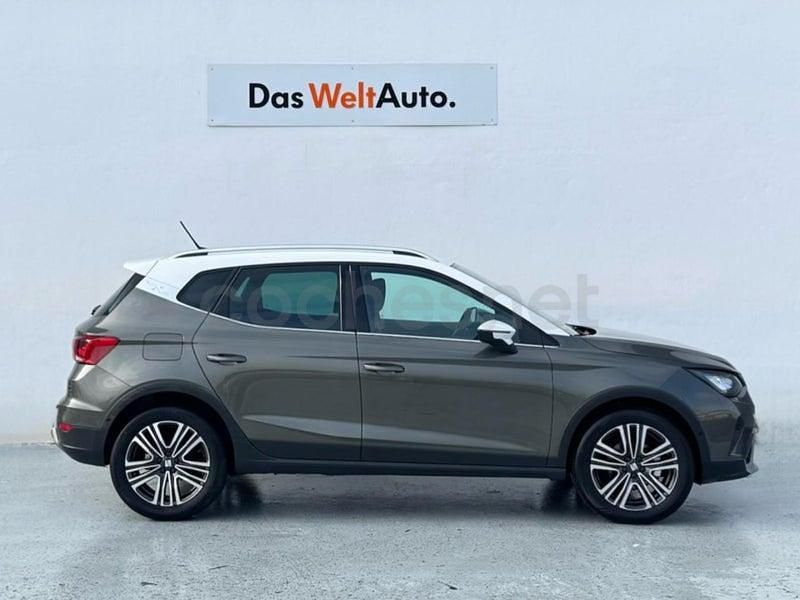 Usado Seat Arona Xperience 115 CV (84 kW) 2025 Gris SUV