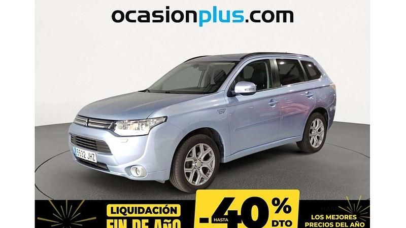 Azul Usado 2015 Mitsubishi Outlander P-HEV Motion SUV | 14.190 € (Precio justo) - Imagen 1/4