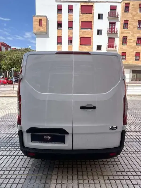 Usado Ford Transit Custom Ambiente 105 CV (77 kW) 2018 Blanco Van