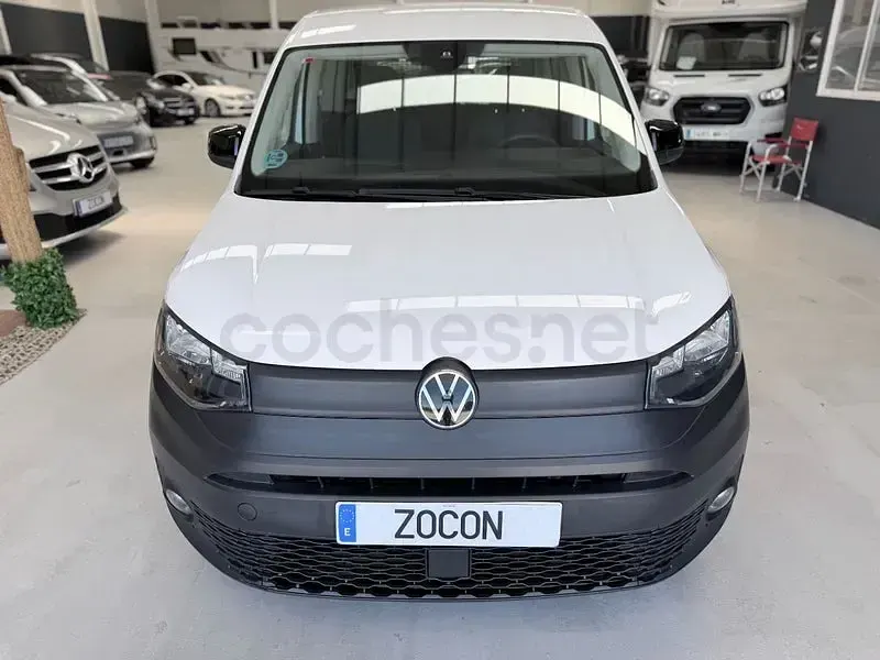 Usado VW Caddy Life 122 CV (89 kW) 2021 Blanco Monovolumen