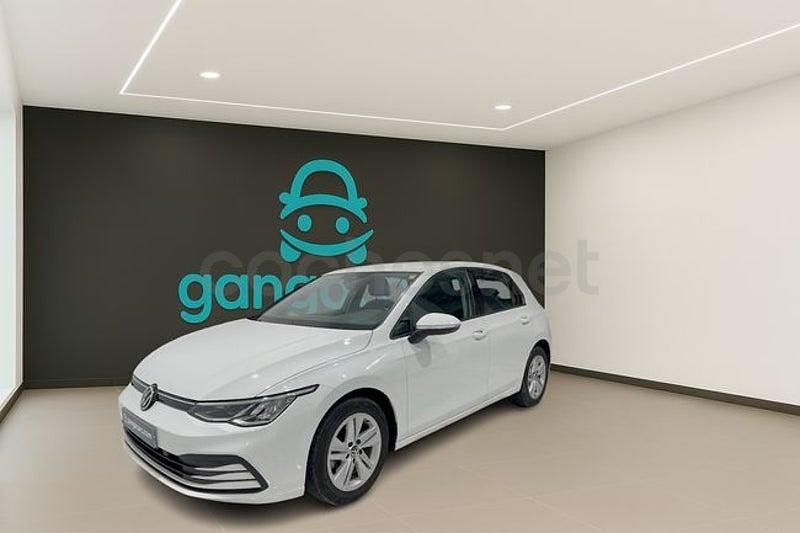 Usado VW Golf VIII 110 CV (80 kW) 2021 Blanco Berlina