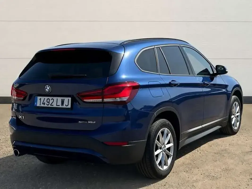 Usado BMW X1 116 CV (85 kW) 2022 Azul SUV