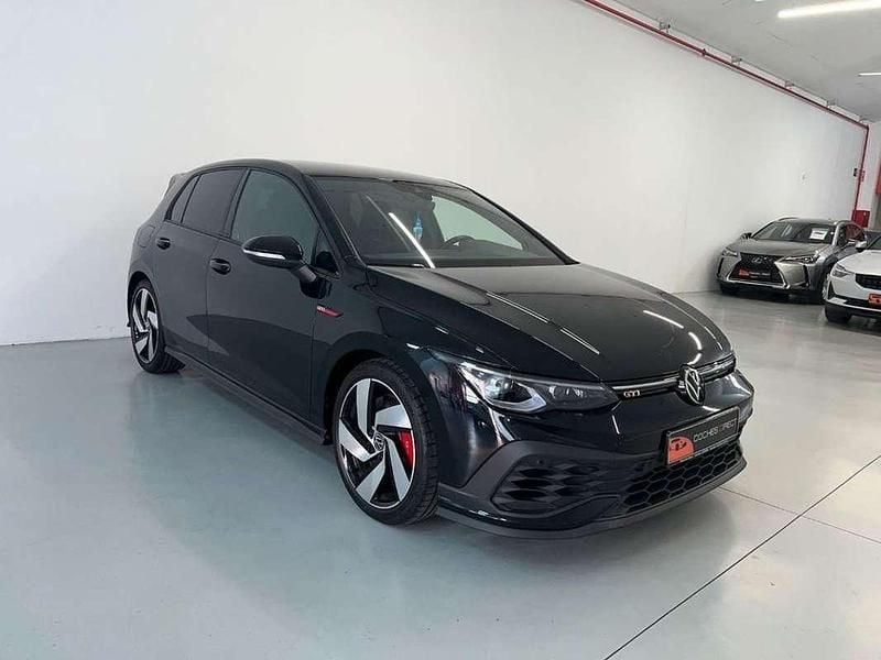 Usado VW Golf VIII GTI 300 CV (220 kW) 2023 Negro Utilitario