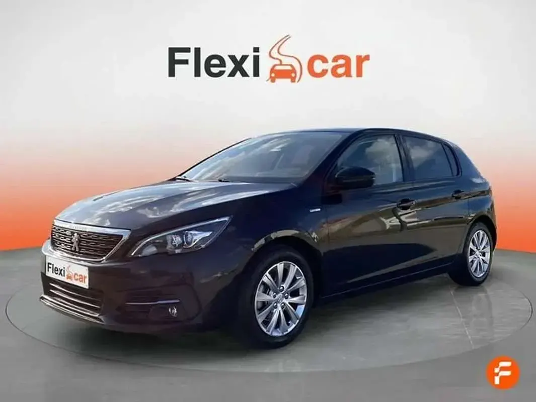 Usado Peugeot 308 Style 110 CV (80 kW) 2019 Negro Utilitario