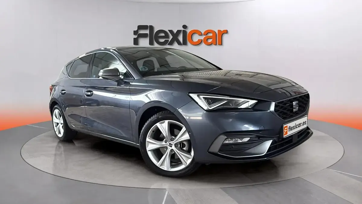 Usado Seat Leon FR 116 CV (85 kW) 2025 Berlina